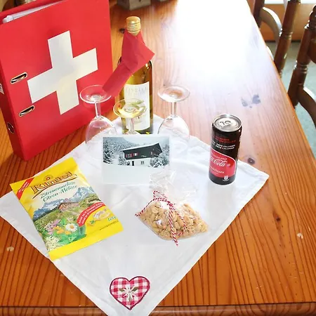 Апартаменты Esher Surrey Ried-Brig