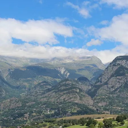 Esher Surrey Апартаменты